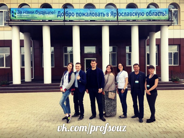 YikzKz_PcMU